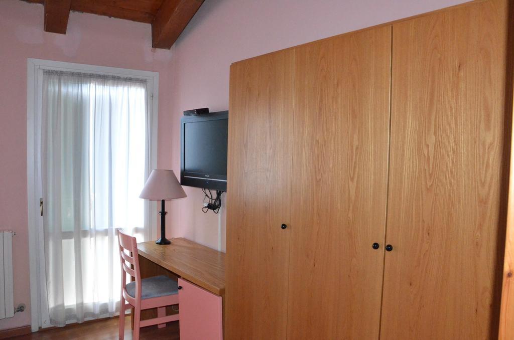 Hotel La Piazzetta Vidiciatico Room photo